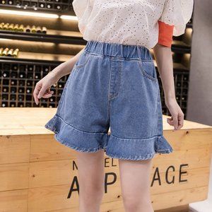 Sports shorts female